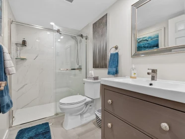 Office / Den Photo of 107 14950 Thrift Avenue, White Rock, BC