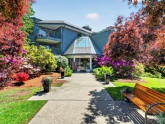 107 14950 Thrift Avenue, White Rock, BC