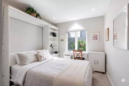 Mudroom Photo of 306 1535 Chesterfield Avenue, North Vancouver, BC
