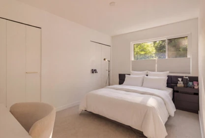 Hallway Photo of 2221 Bowser Avenue, North Vancouver, BC