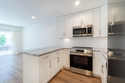 Breakfast Nook Photo of 206 2025 W 2nd Avenue, Vancouver, BC
