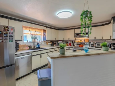 Kitchen Island Photo of 93 40157 Government Road, Squamish, BC