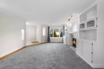 Kitchen Island Photo of 3731 Bracewell Court, Port Coquitlam, BC