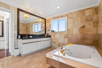 Powder Room Photo of 1369 W 55th Avenue, Vancouver, BC