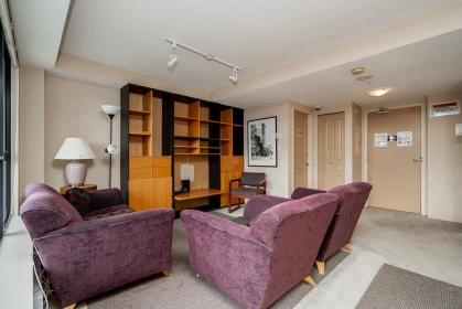 Hallway Photo of 906 3438 Vanness Avenue, Vancouver, BC