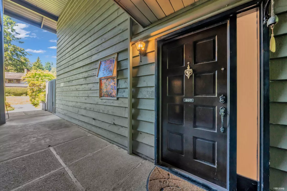 Exterior Rear Photo of 207 235 Keith Road, West Vancouver, BC