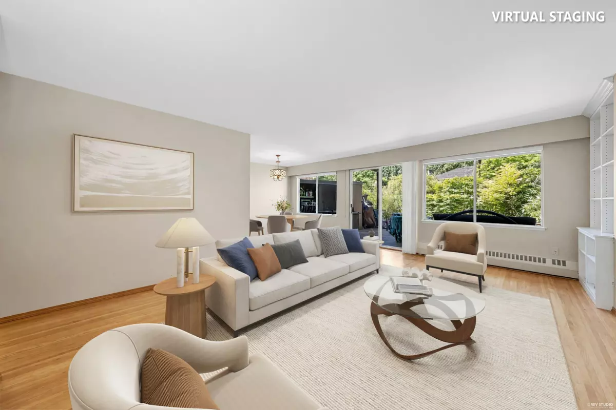 Living Room Photo of 207 235 Keith Road, West Vancouver, BC
