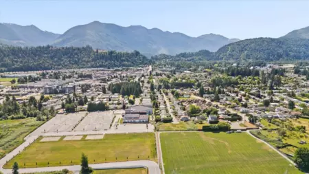 Fitness Center Photo Near 6161 Dundee Place, Chilliwack, BC