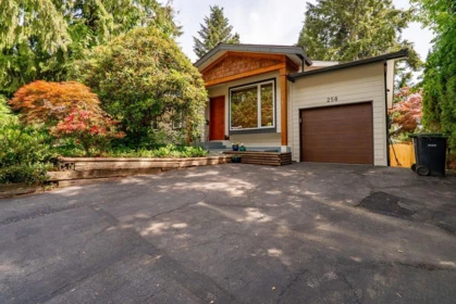 258 April Road, Port Moody, BC, Port Moody — Single Family Residence for sale