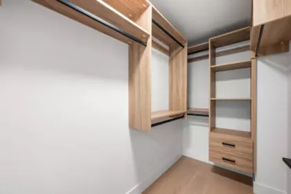Laundry Room Photo of 4 3065 Charles Street, Vancouver, BC