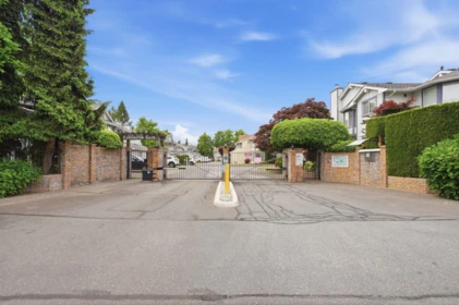 52 9279 122 Street, Surrey, BC, Surrey — Apartment/Condo for sale