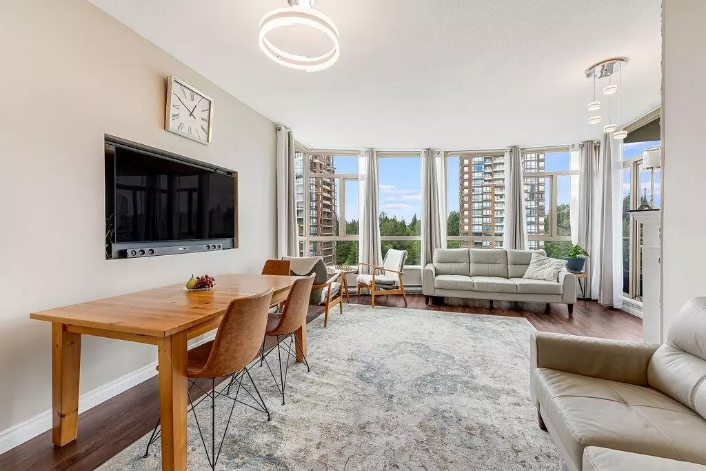 Dining Area Photo of 902 6838 Station Hill Drive, Burnaby, BC