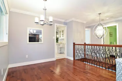 Kitchen Island Photo of 17134 62 Avenue, Surrey, BC