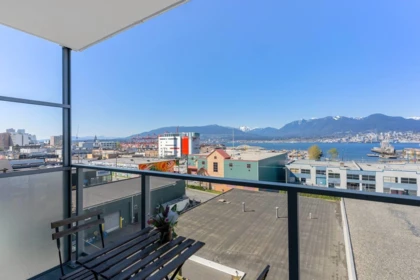 Office / Den Photo of 603 933 E Hastings Street, Vancouver, BC