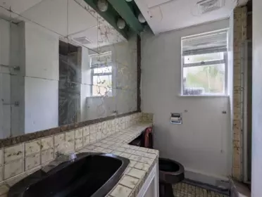 Guest Bathroom Photo of 9880 Francis Road, Richmond, BC