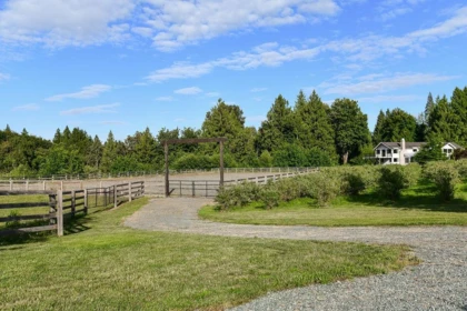 Hot Tub / Spa Photo of 25125 72 Avenue, Langley, BC