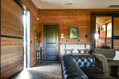 Mudroom Photo of 25125 72 Avenue, Langley, BC