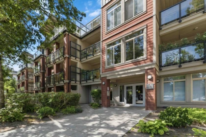 421 15385 101a Avenue, Surrey, BC, Surrey — Apartment/Condo for sale