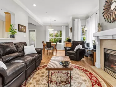 32 2688 Mountain Highway, North Vancouver, BC, North Vancouver — Townhouse for sale