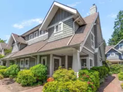 32 2688 Mountain Highway, North Vancouver, BC