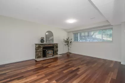 Entry Foyer Photo of 11291 Regal Drive, Surrey, BC