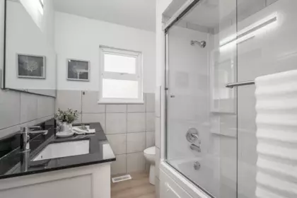 Mudroom Photo of 11291 Regal Drive, Surrey, BC