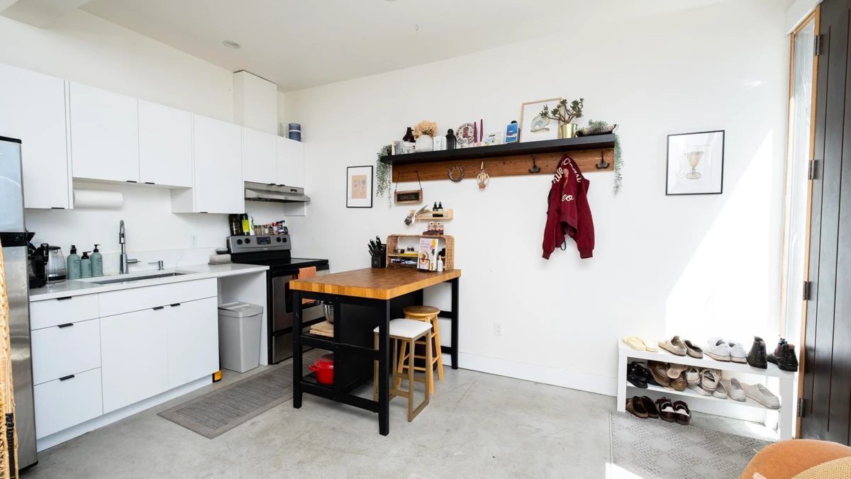 Dining Area Photo of 416 Marine Drive, Gibsons, BC