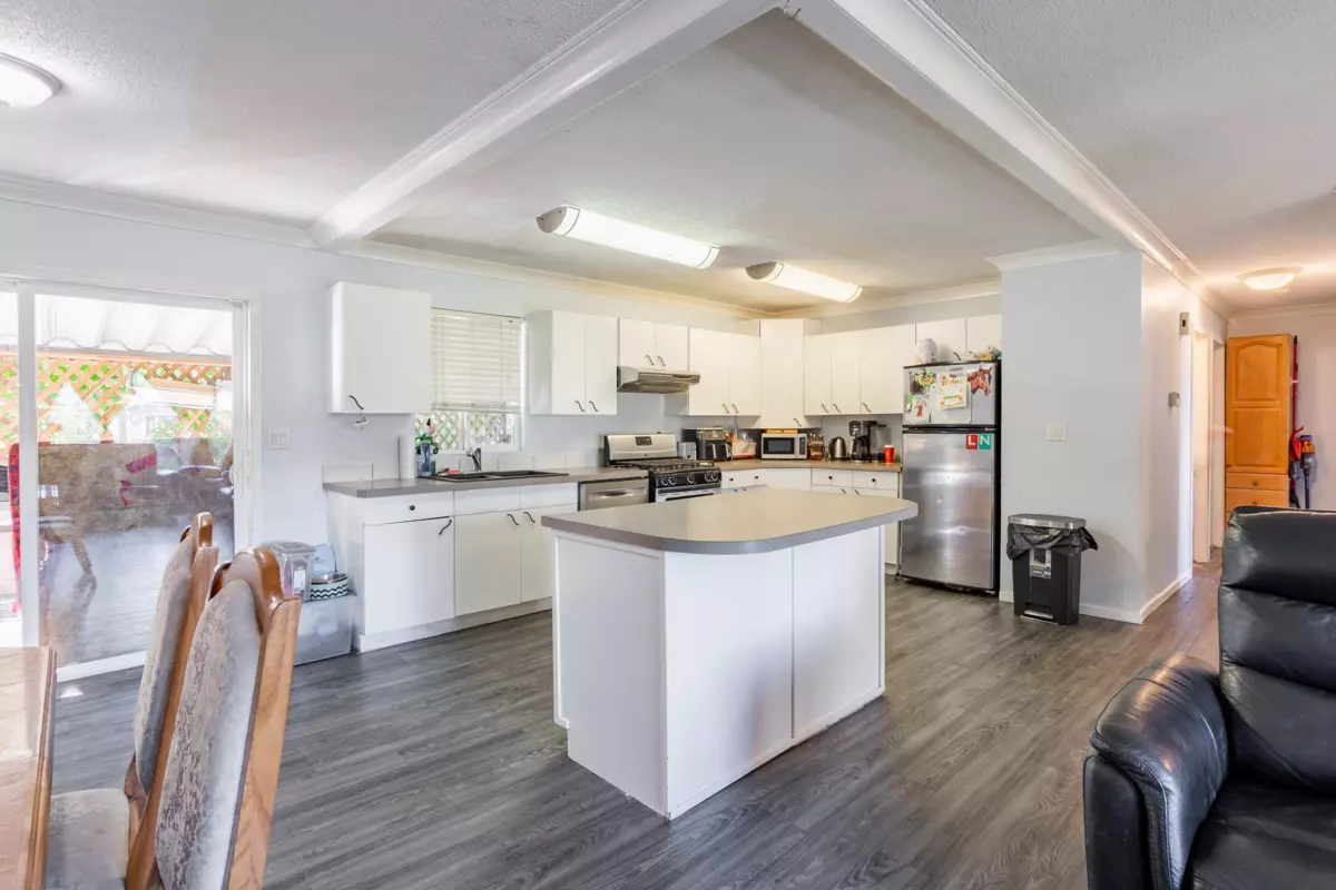 Dining Area Photo of 27582 31b Avenue, Langley, BC