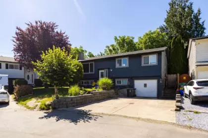 Backyard Photo of 27582 31b Avenue, Langley, BC