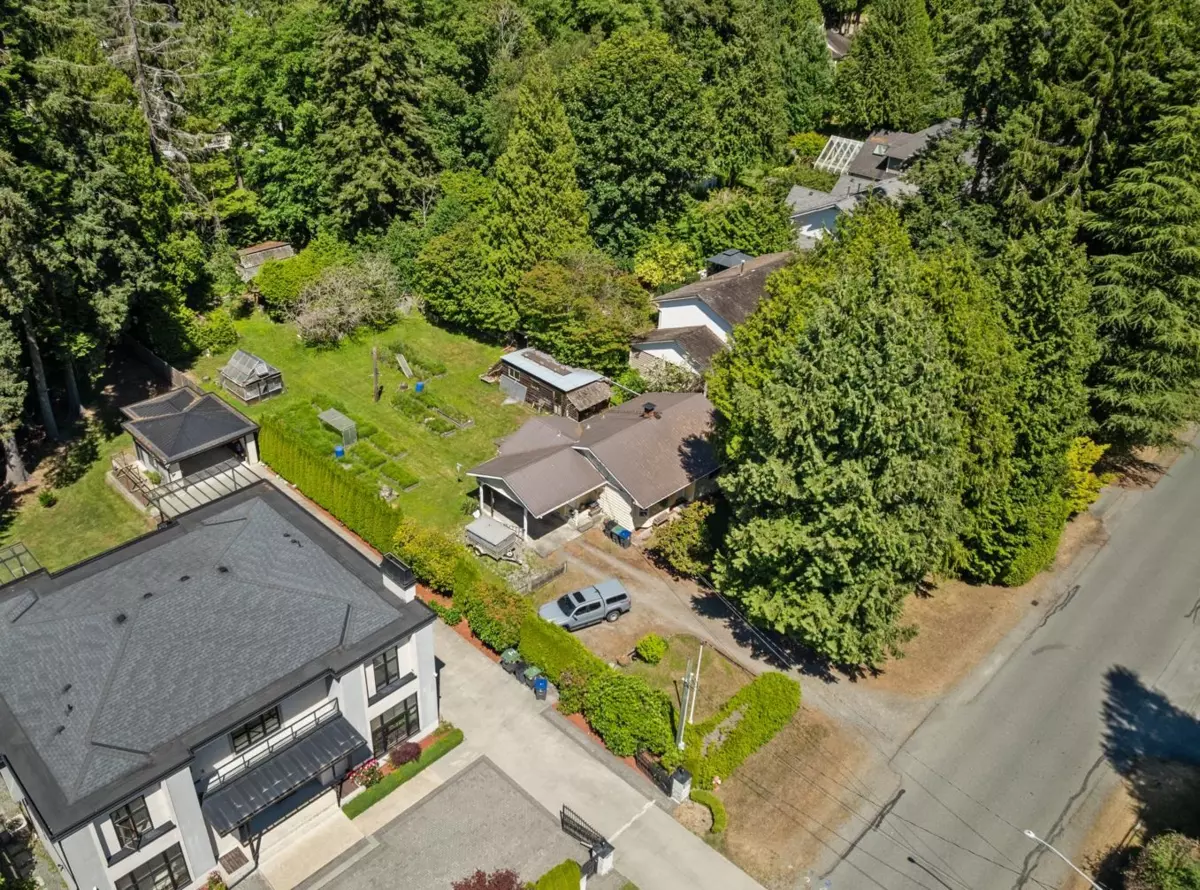 Living Room Photo of 12721 22 Avenue, Surrey, BC