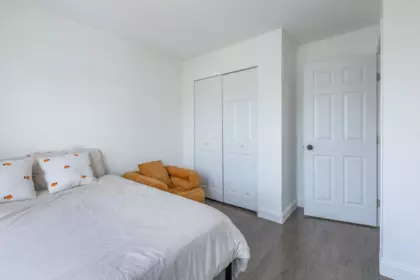 Hallway Photo of 18485 66 Avenue, Surrey, BC