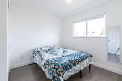 Outdoor Patio Photo of 18485 66 Avenue, Surrey, BC