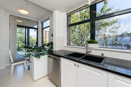 Kitchen Island Photo of 307 588 W 45th Avenue, Vancouver, BC