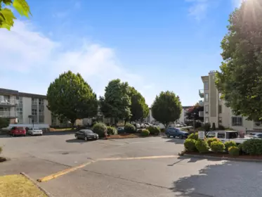 319 32850 George Ferguson Way, Abbotsford, BC, Abbotsford — Apartment/Condo for sale