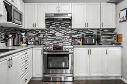 Kitchen Photo of 313 45520 Knight Road, Chilliwack, BC