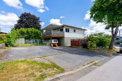 5089 Inman Avenue, Burnaby, BC, Burnaby — Single Family Residence for sale
