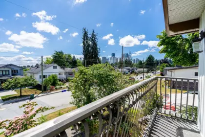 Front Yard Photo of 5089 Inman Avenue, Burnaby, BC