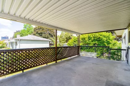 Primary Bedroom Photo of 5089 Inman Avenue, Burnaby, BC