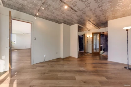 Office / Den Photo of 306 2445 W 3rd Avenue, Vancouver, BC