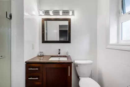 Guest Bathroom Photo of 24762 58a Avenue, Langley, BC