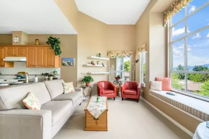 406 5280 Oakmount Crescent, Burnaby, BC, Burnaby — Apartment/Condo for sale