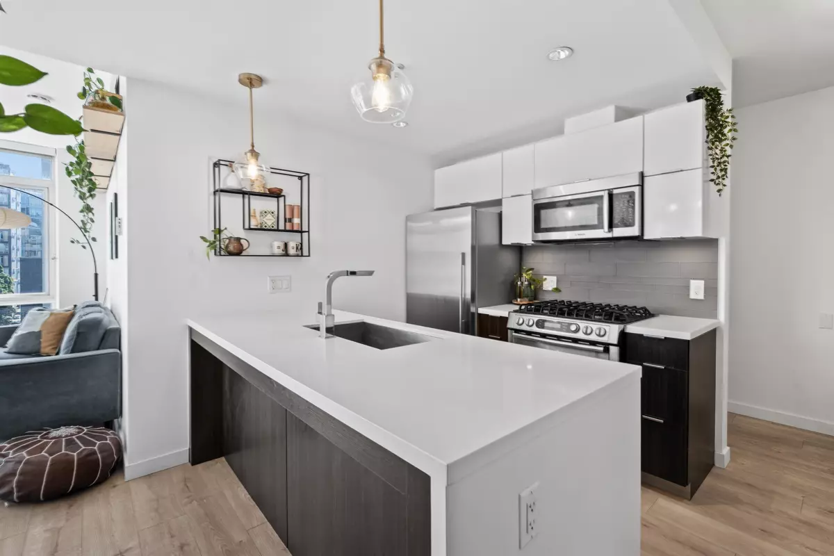 Dining Area Photo of 503 1775 Quebec Street, Vancouver, BC