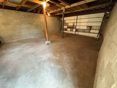 Walk-In Closet Photo of 312 E 46th Avenue, Vancouver, BC