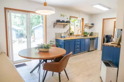 Kitchen Island Photo of 4746 Bosun Way, Pender Island, BC