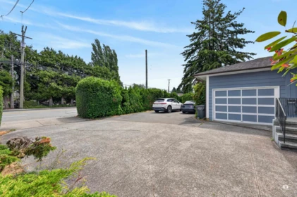 Community Amenities Photo (Clubhouse) of 9171 No. 4 Road, Richmond, BC