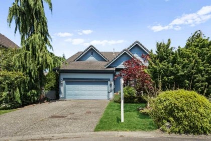 Backyard Photo of 18361 66 Avenue, Surrey, BC