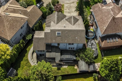 Swimming Pool Photo of 18361 66 Avenue, Surrey, BC