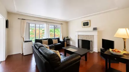 2965 E 8th Avenue, Vancouver, BC, Vancouver — Single Family Residence for sale