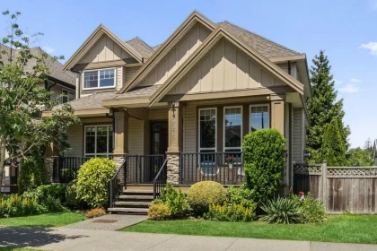 19375 73 Avenue, Surrey, BC, Surrey — Single Family Residence for sale