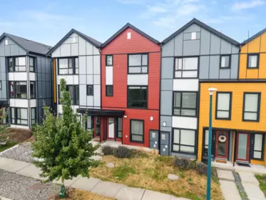 102 3423 Roxton Avenue, Coquitlam, BC, Coquitlam — Row House (Non-Strata) for sale